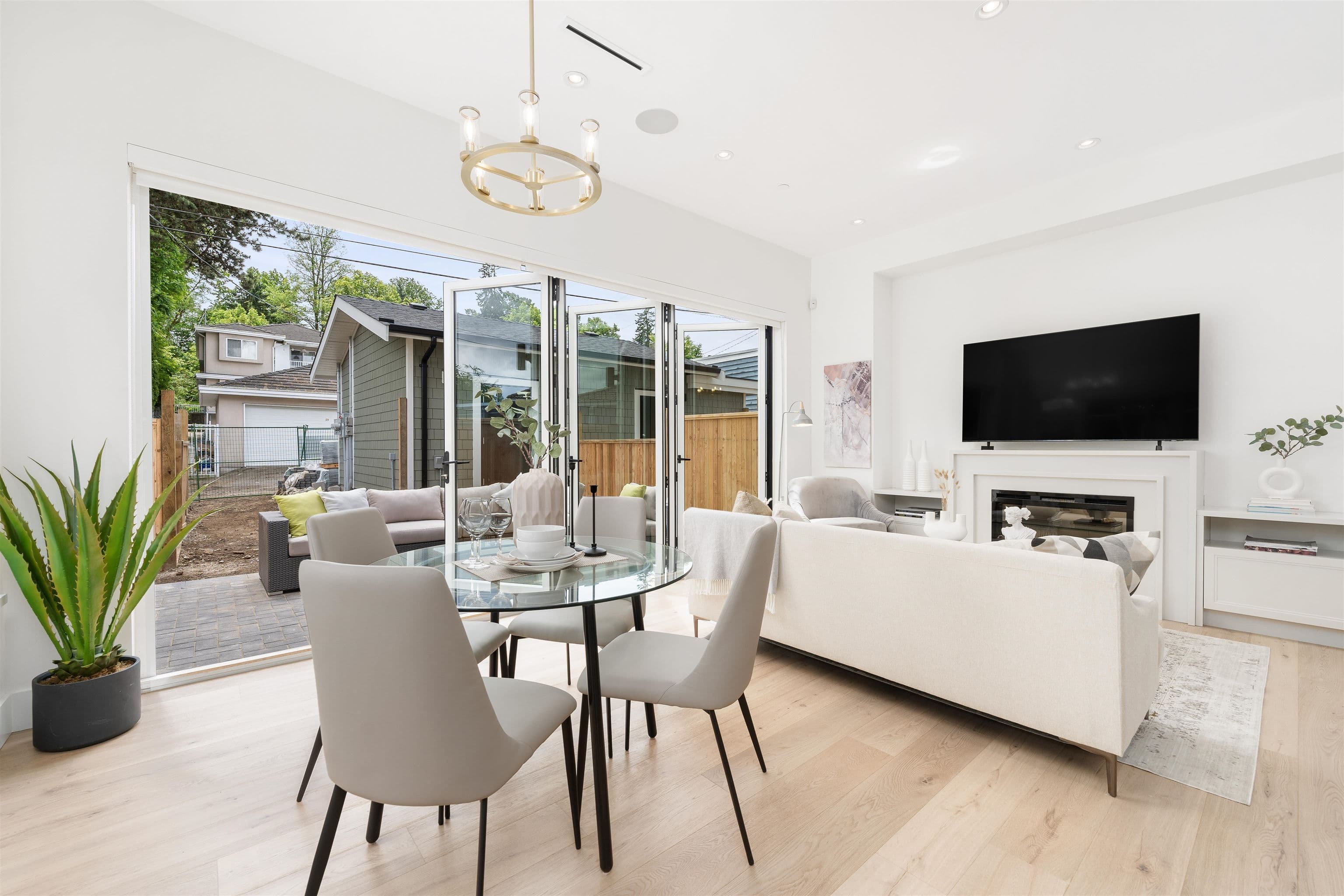 Property photo 8ad4337f-7633-4500-afd2-6219db7d065f