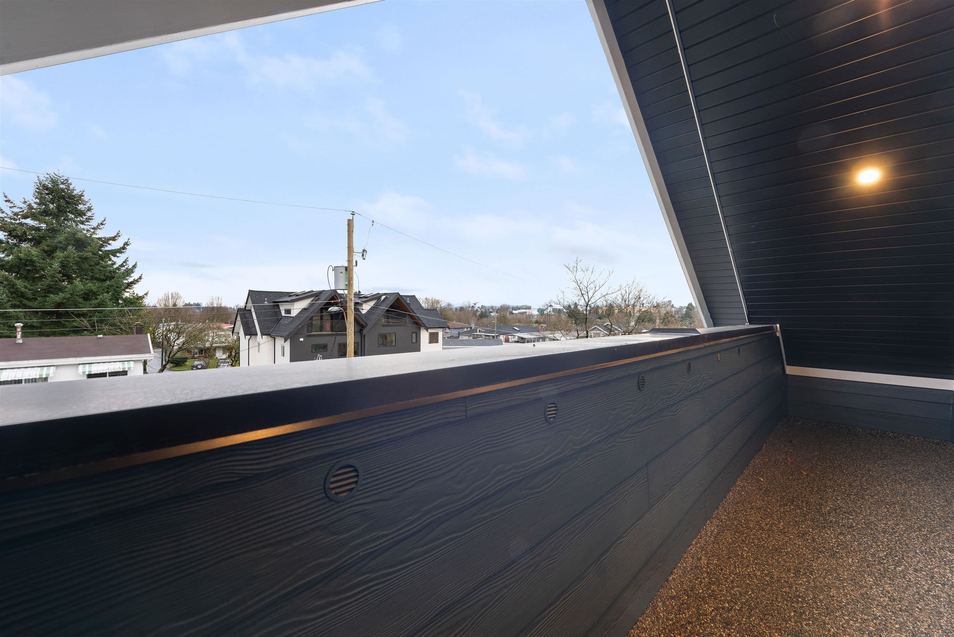 Property photo 50f9e6f9-38ed-420d-9c28-440c559e051d