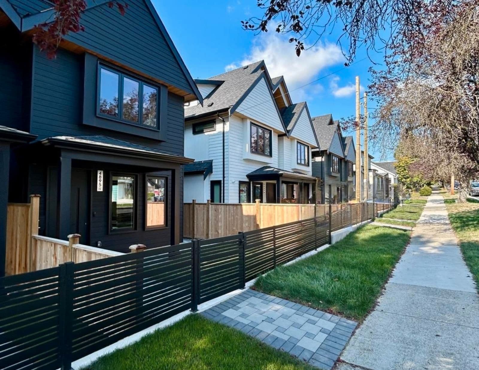Property photo b8042ac2-a656-44f5-a8af-667f666c10b9