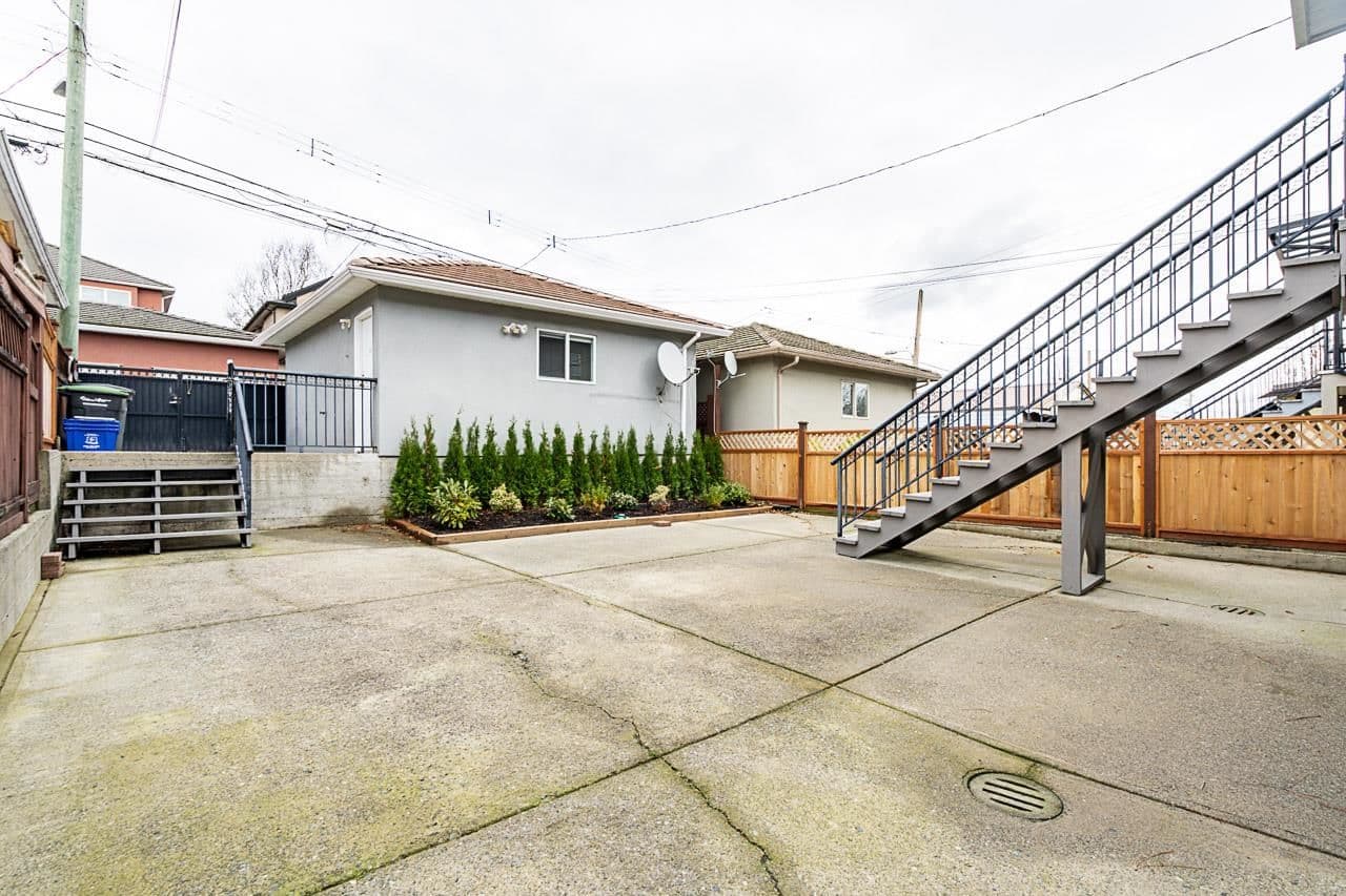 Property photo c83d0ef6-9fa9-4278-aabd-fbbed581da47