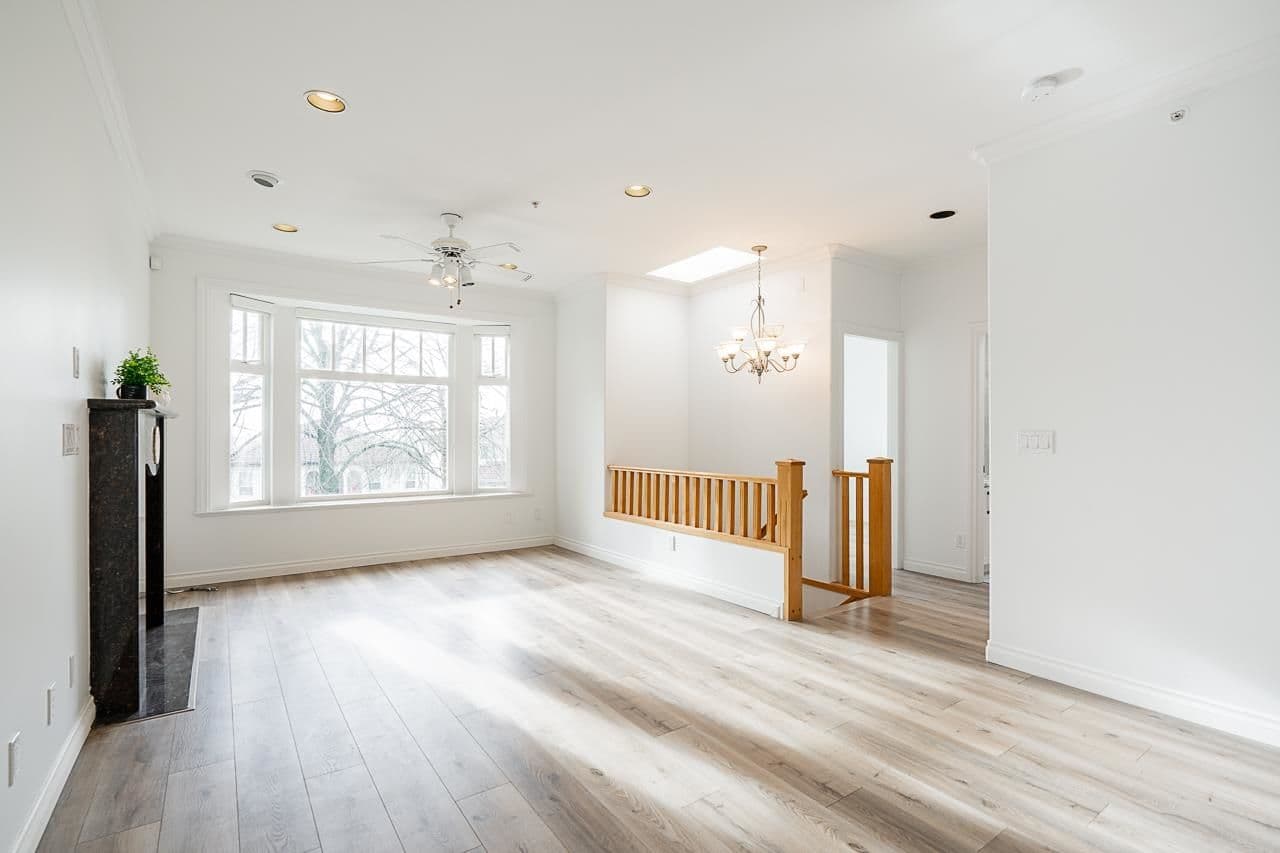Property photo c4c688e6-f7a6-46c9-8742-28ab2e42ef4c