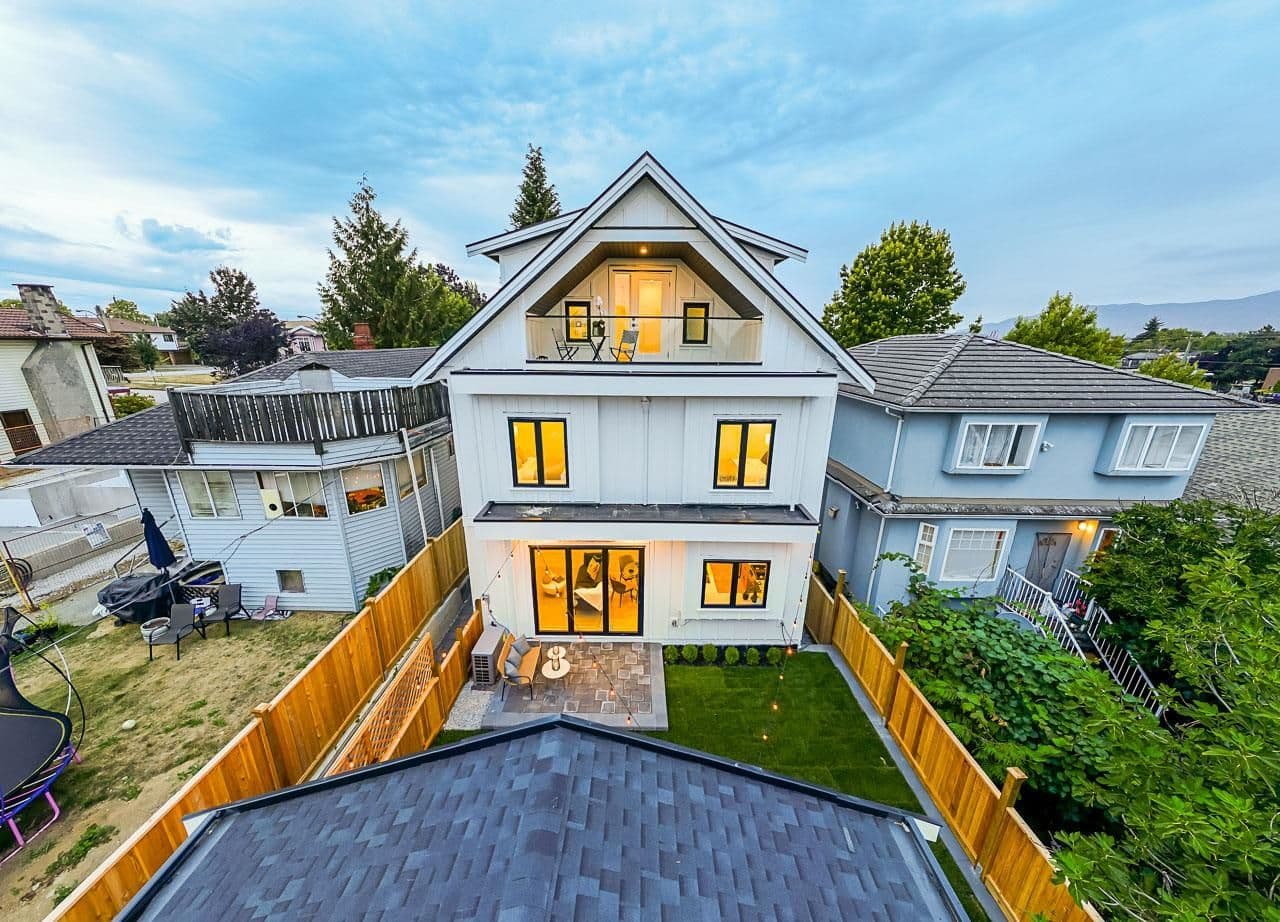 Property photo b73ea597-08dd-488a-addc-3177a4c39bb1