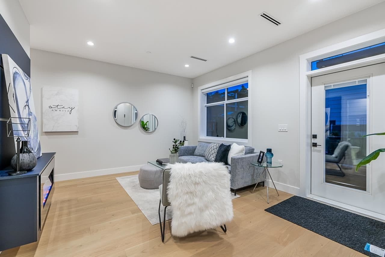 Property photo 993adc57-e7a6-4e46-bc44-e851b18b320a