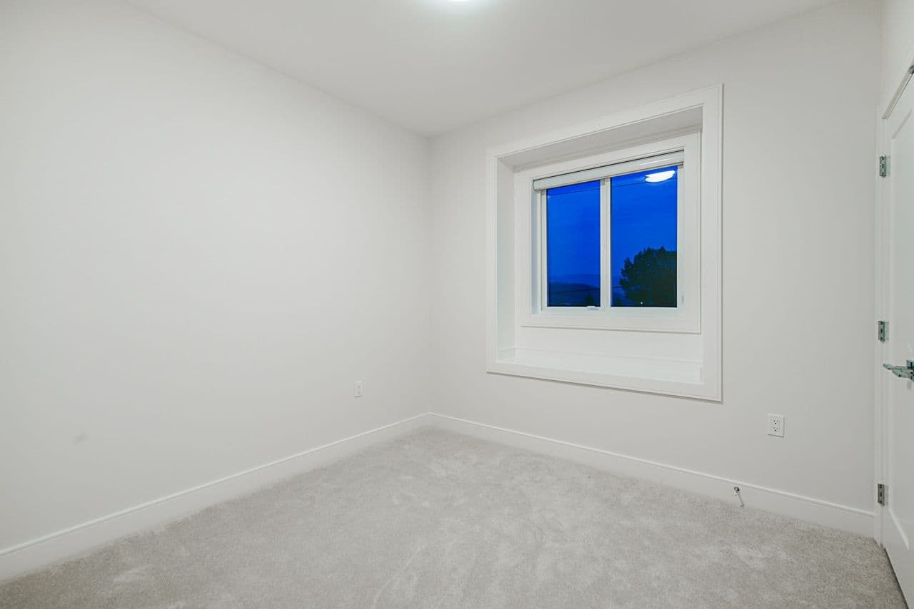 Property photo 51f6a895-2896-48fb-a5ff-5c33133d7e69