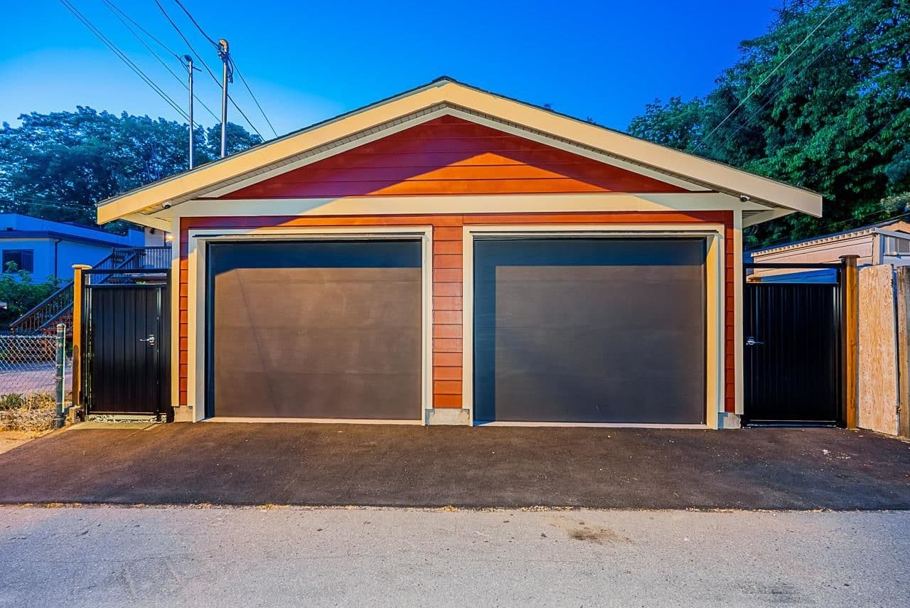 Property photo b091c9a4-84d9-40df-8535-1605b6447379