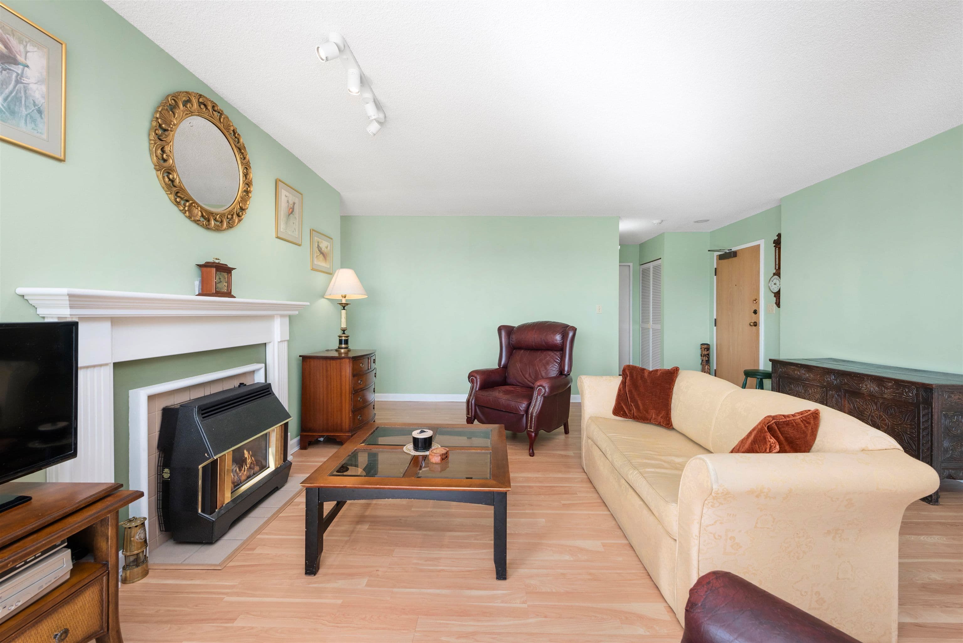 Property photo b15339b8-da95-42b5-8eee-435e74c643e7