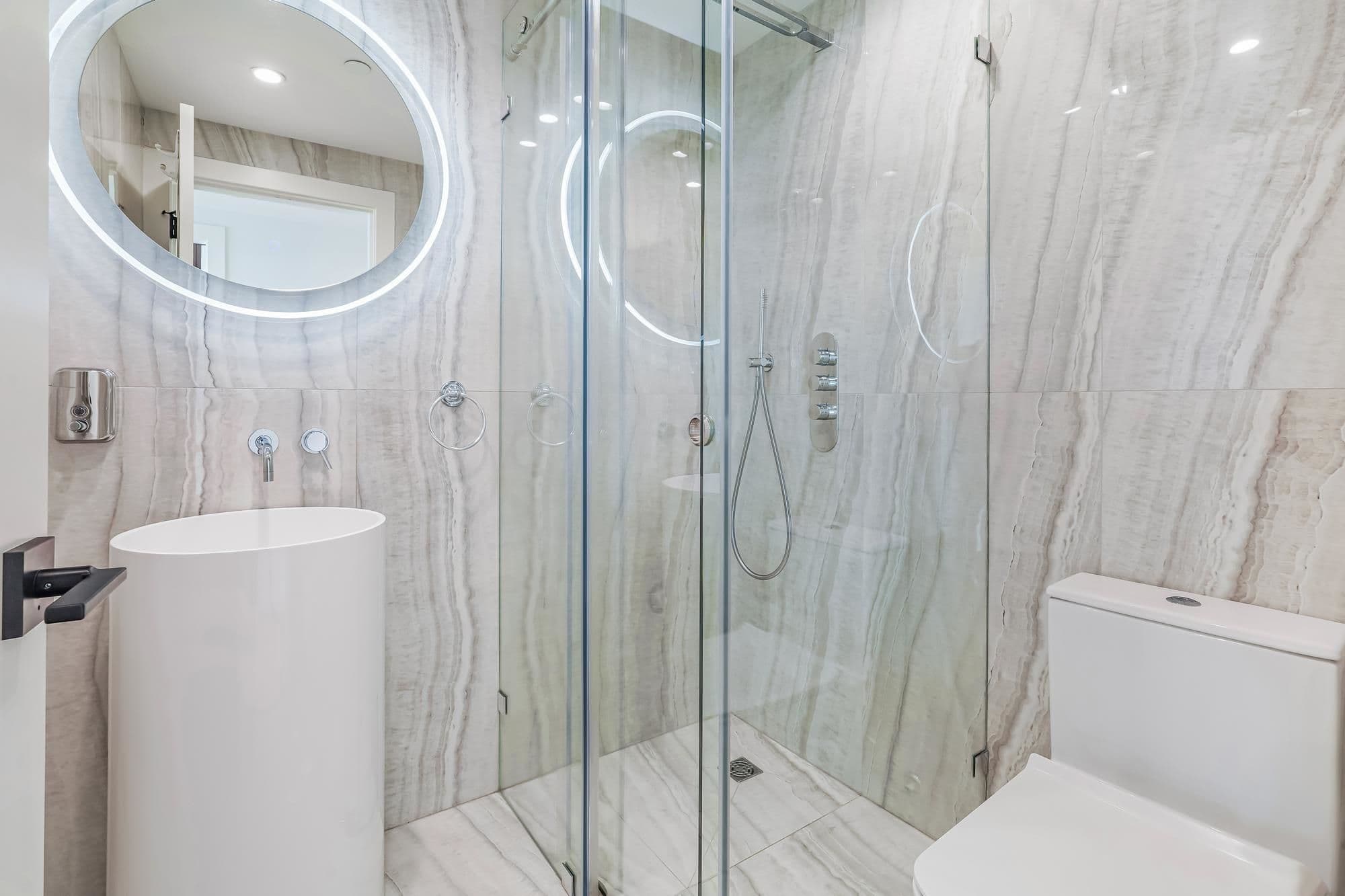Property photo 773edc21-2149-408f-bf0c-dd5e6a5e977e
