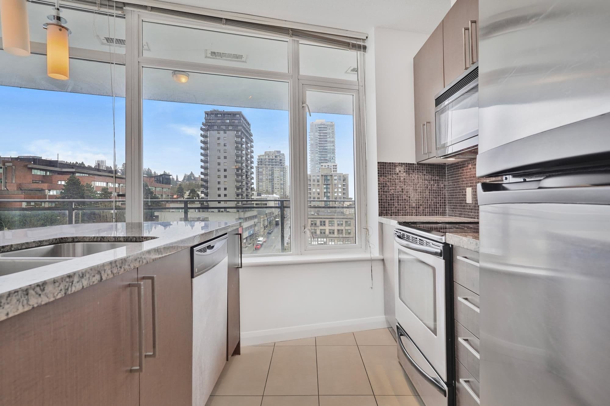 Property photo e37df0ae-0e9c-42aa-8df7-c3e390487e08