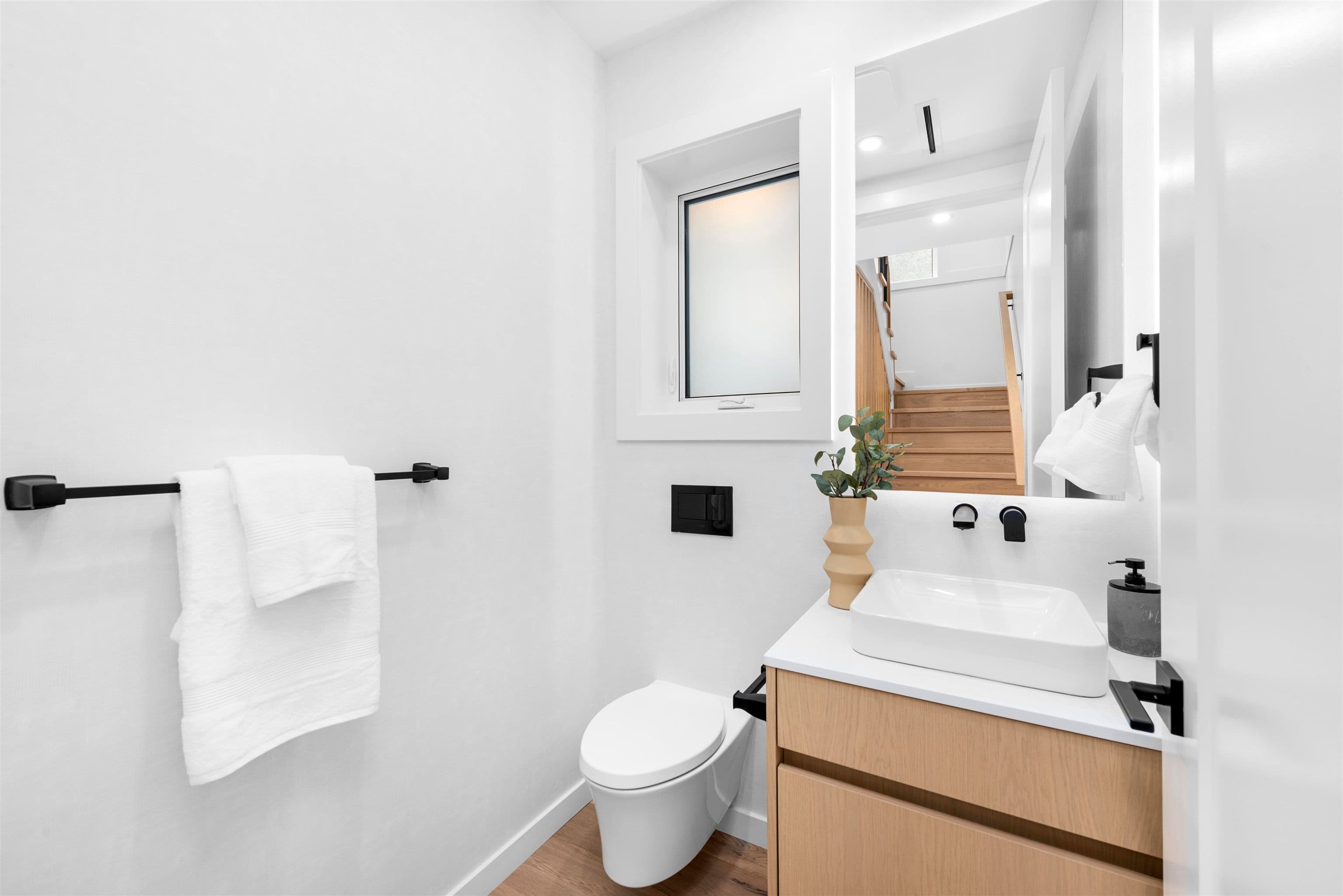 Property photo ff1a6e2d-4284-454f-8cc6-9f6b1640d696