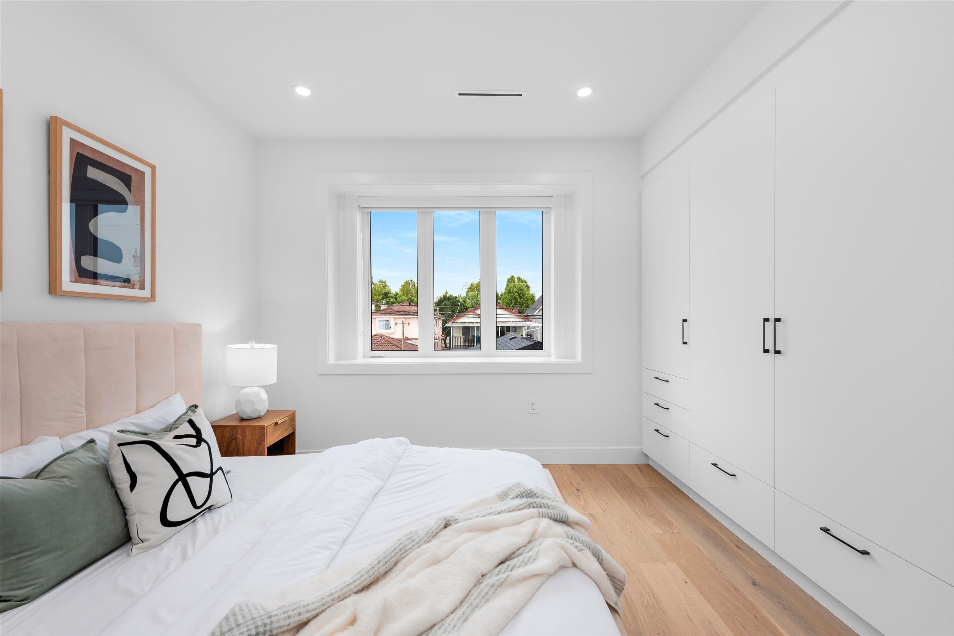 Property photo 6f5a2dc2-9f2b-4e2a-9aba-b6a84206dc24