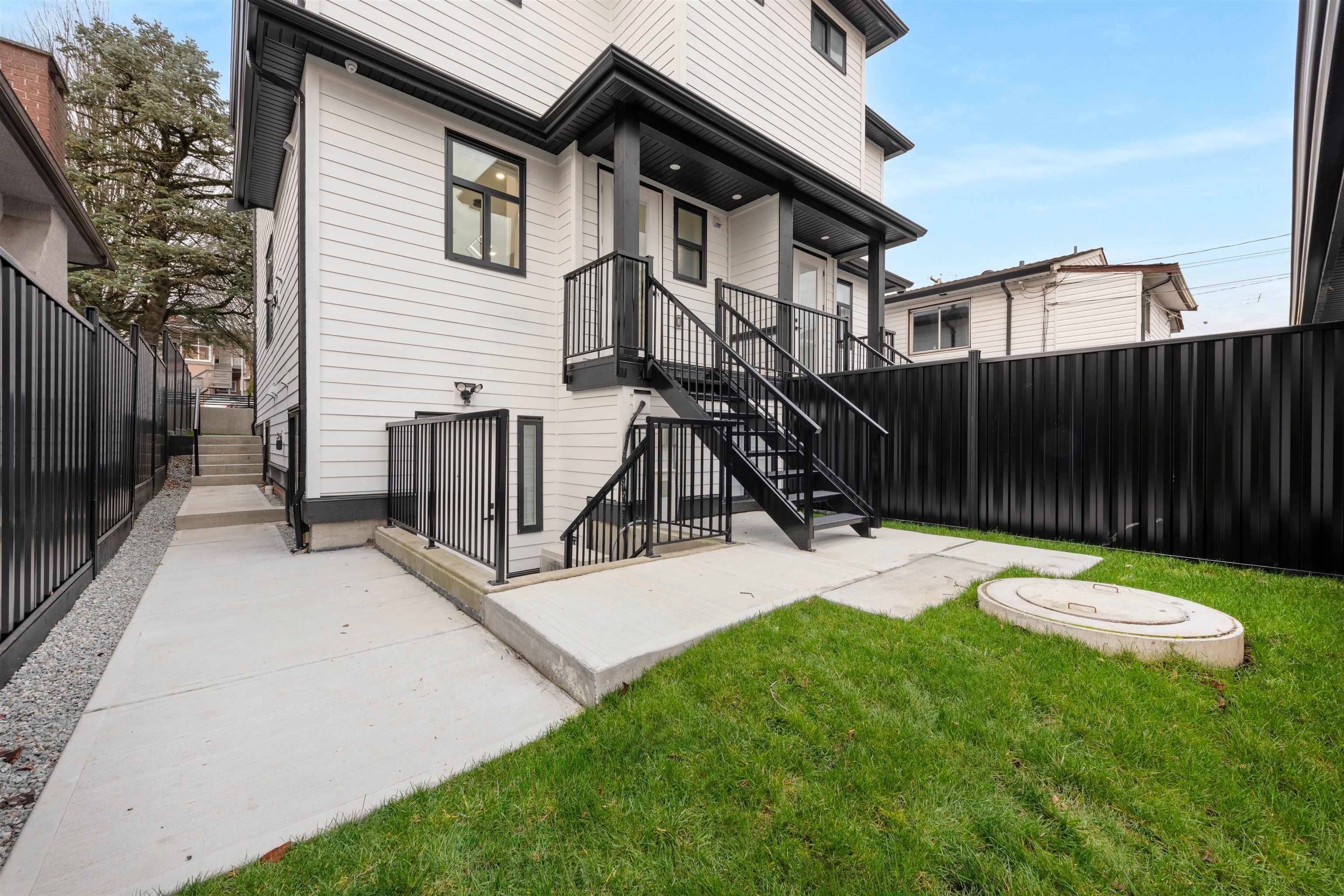 Property photo 4c7cc03d-d369-432e-828d-76adb4f87b66