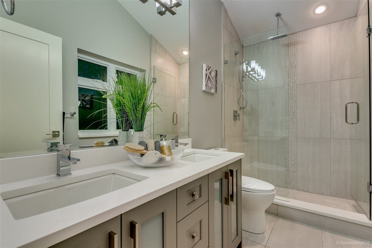 Property photo 18283078-2302-4dc0-bd44-774780f37c6d