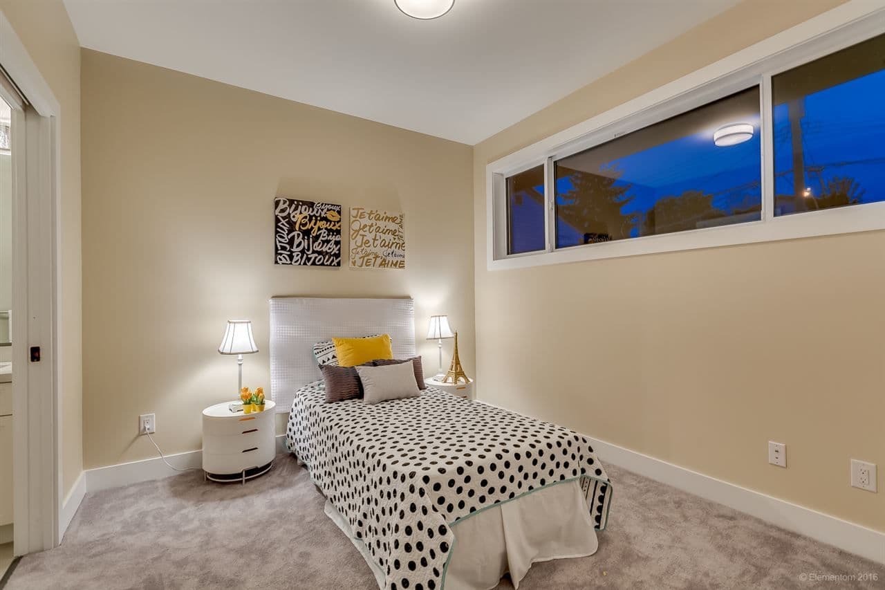 Property photo 2d403f50-e5c3-40a6-89d7-fd96cd5b3e3e