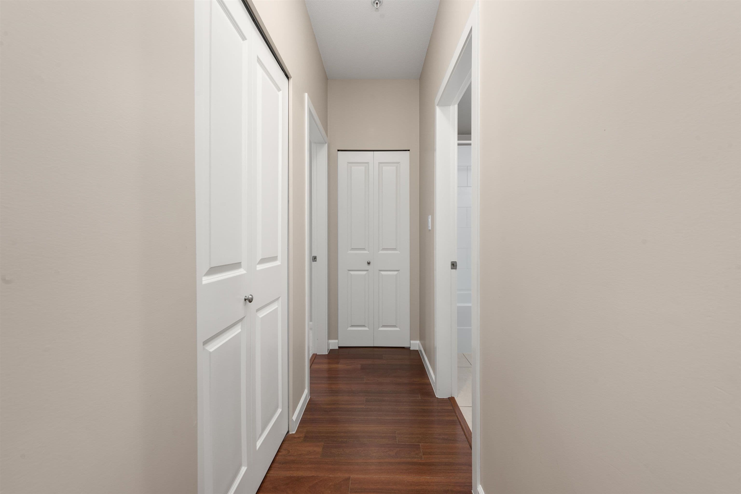Property photo ec087c8e-d402-4bfa-985d-6a52c927f1db