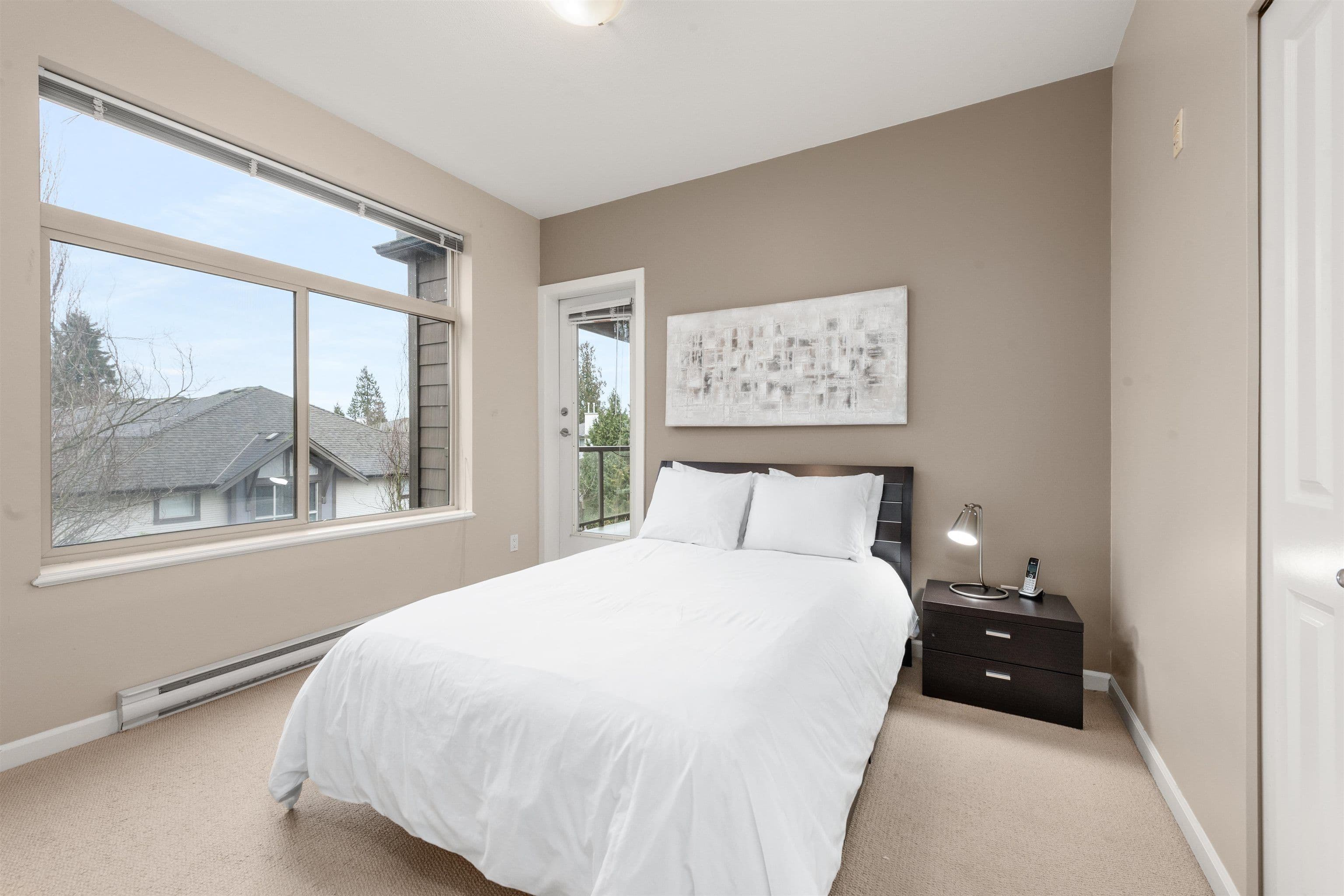 Property photo e0e70161-e755-4c8a-be09-193638f44659