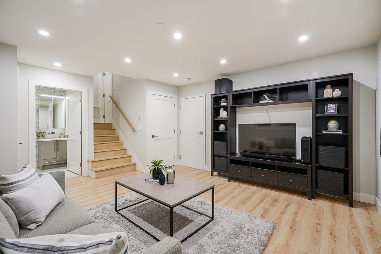 Property photo 03ddff50-fd93-459a-9cf5-d55dd0643602