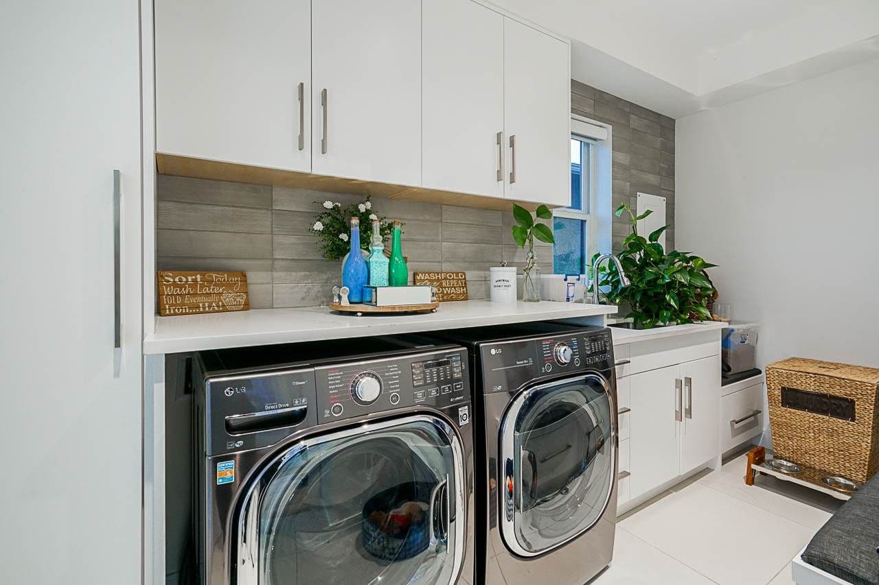 Property photo 30a64c76-3881-4e16-8430-73cb5fb96016