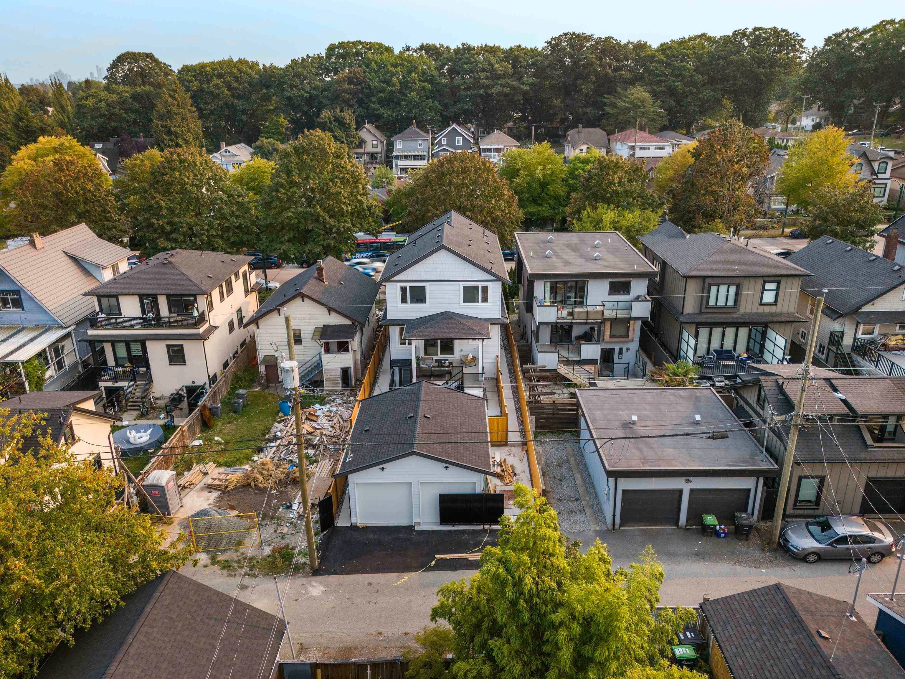 Property photo b22460fa-f954-494a-9209-39c566a41d2f