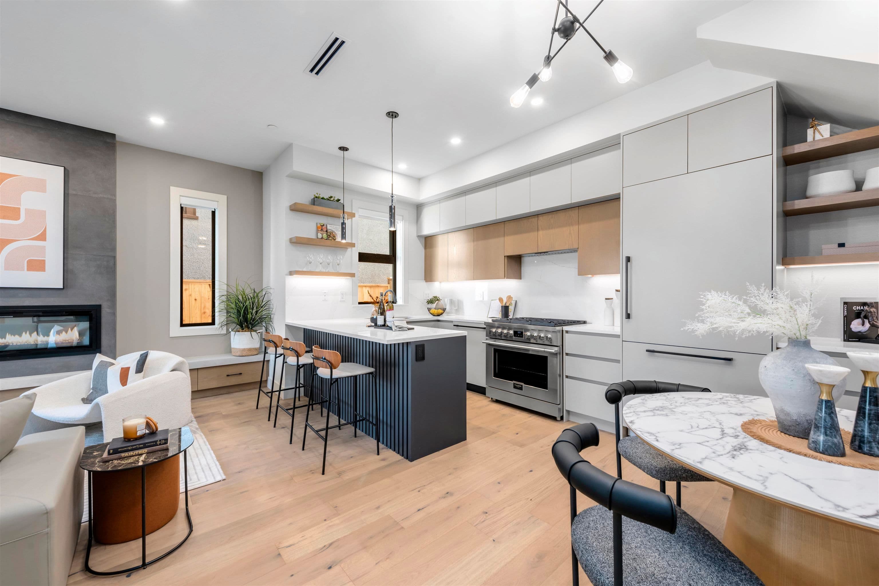Property photo 91c43456-5b4b-4a93-91d4-5c5833738d45