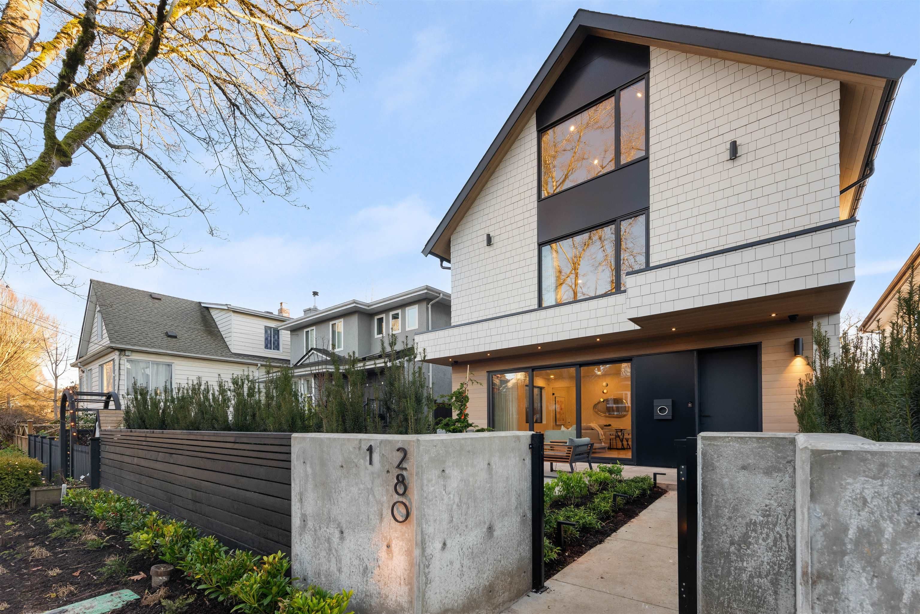 Property photo ded7c6f9-d727-4c22-8baf-03d03cee3679