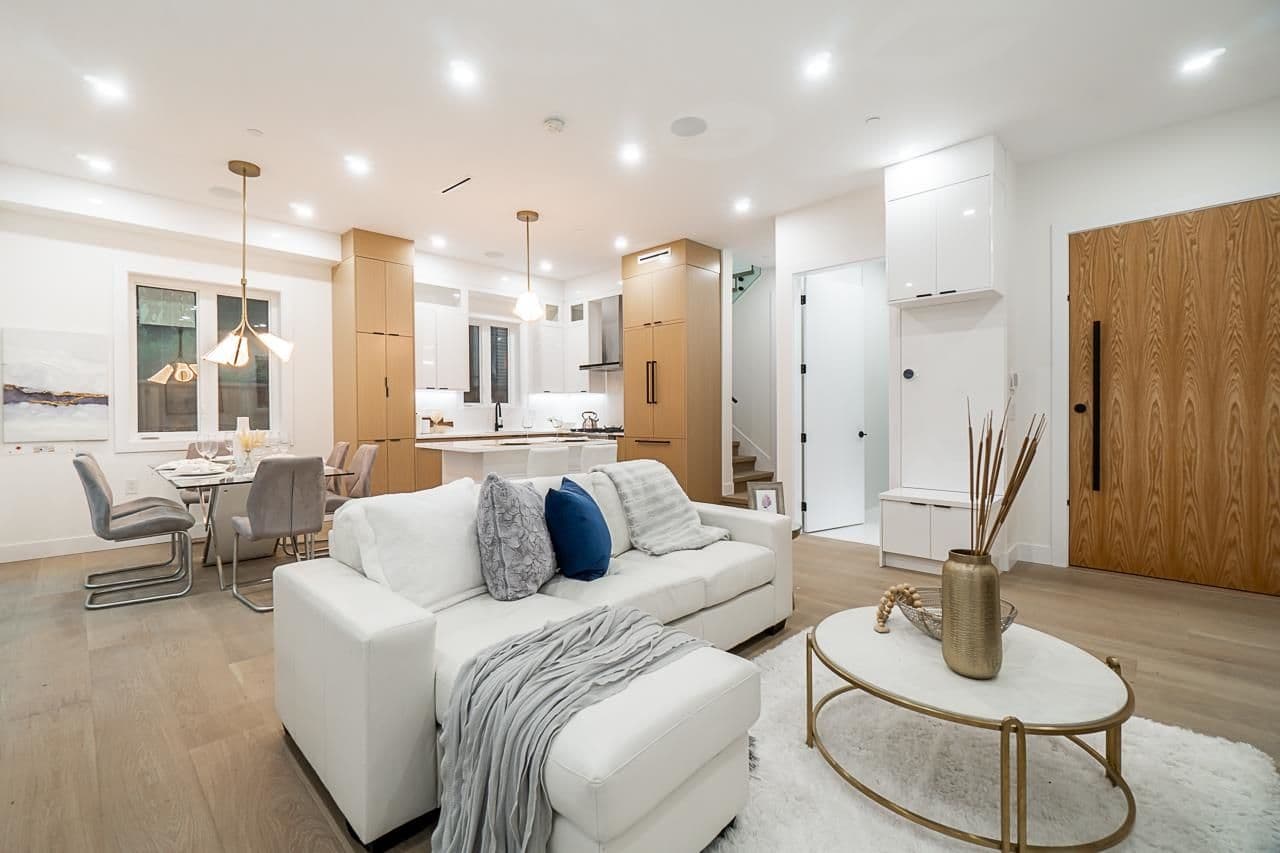 Property photo 8d4503f4-e872-4a67-b789-6bf00ef222ce