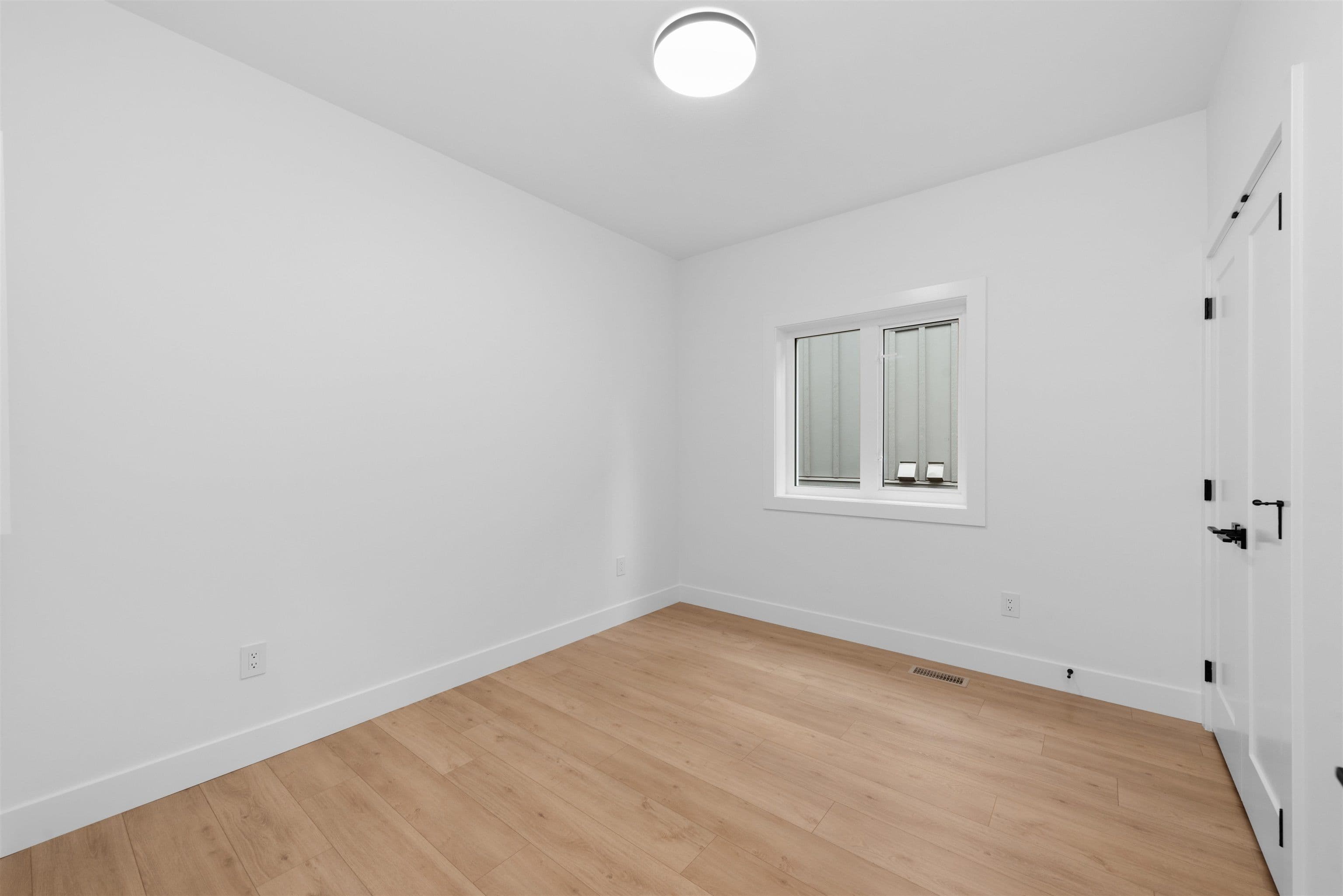 Property photo 18a9ec06-c75e-45f2-a733-e190f9854745
