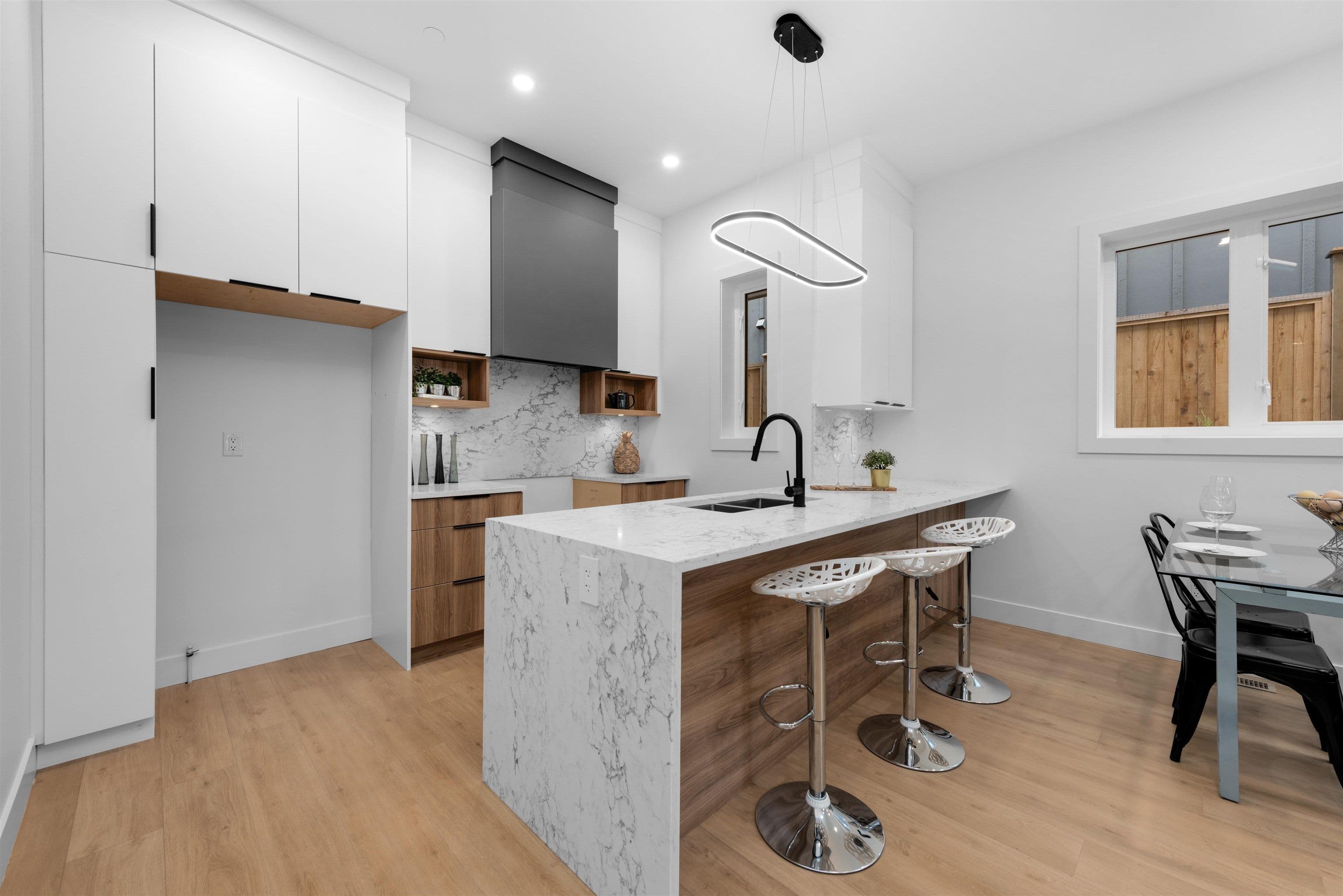Property photo 384b0547-b9e0-4fa8-8425-eabc4eec9251