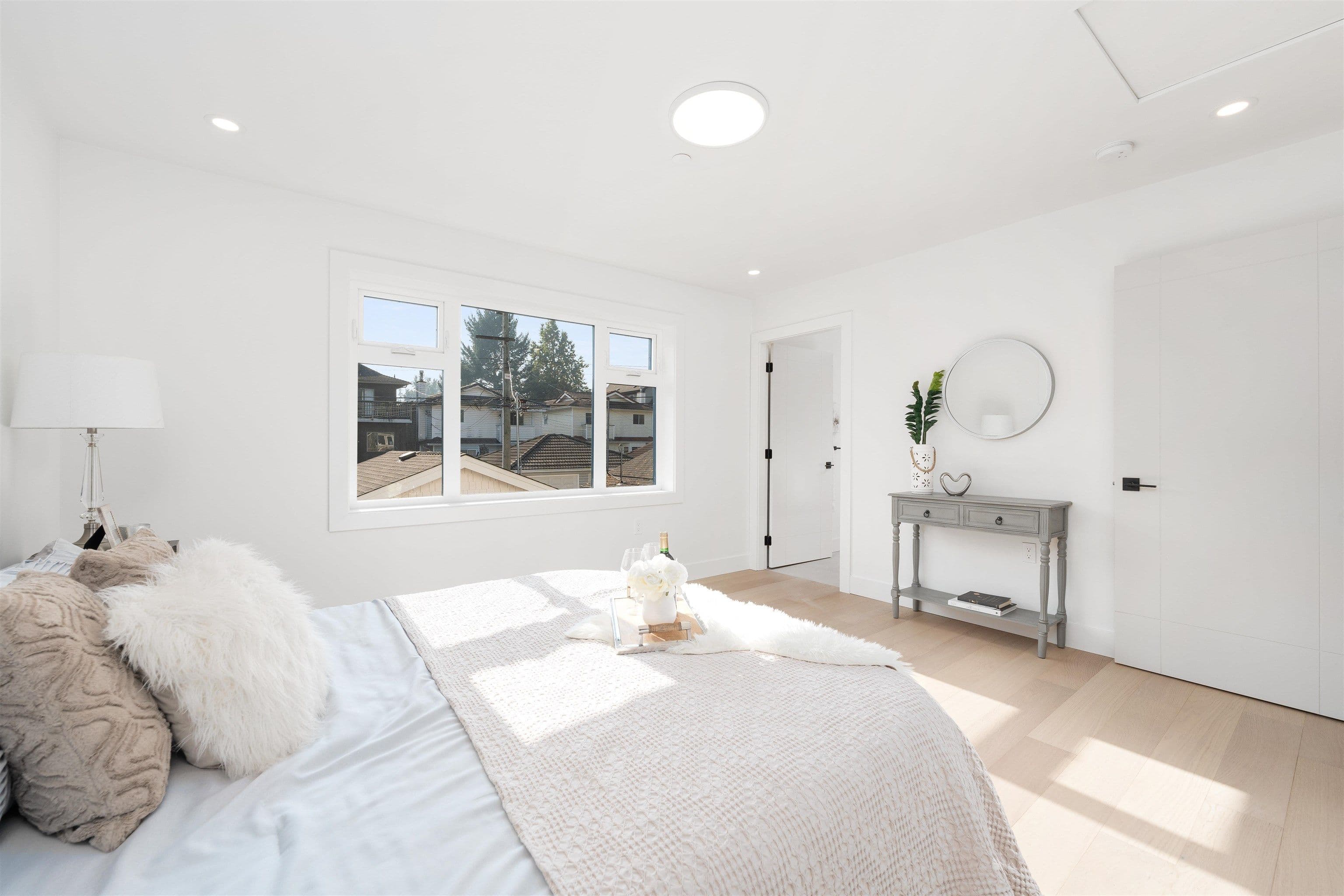 Property photo caead170-b70c-4223-ace7-8e9a6d78271a