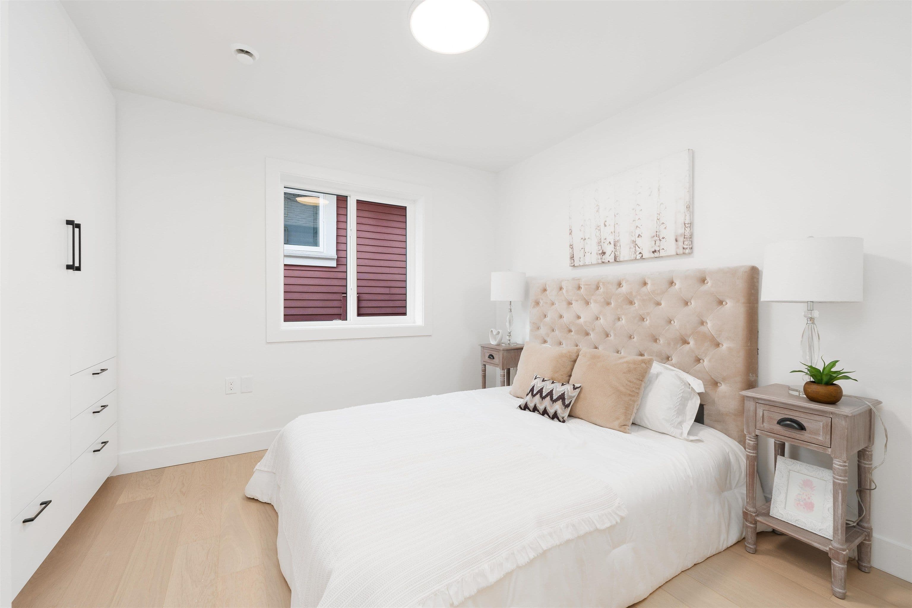 Property photo e399c12c-93b5-4332-82ca-b950f57f9d3e