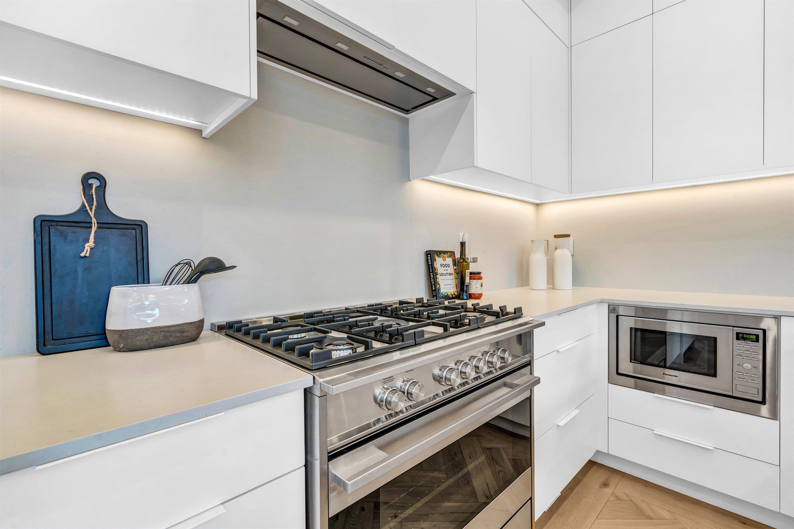 Property photo 084718db-33f4-406e-862b-359155982824