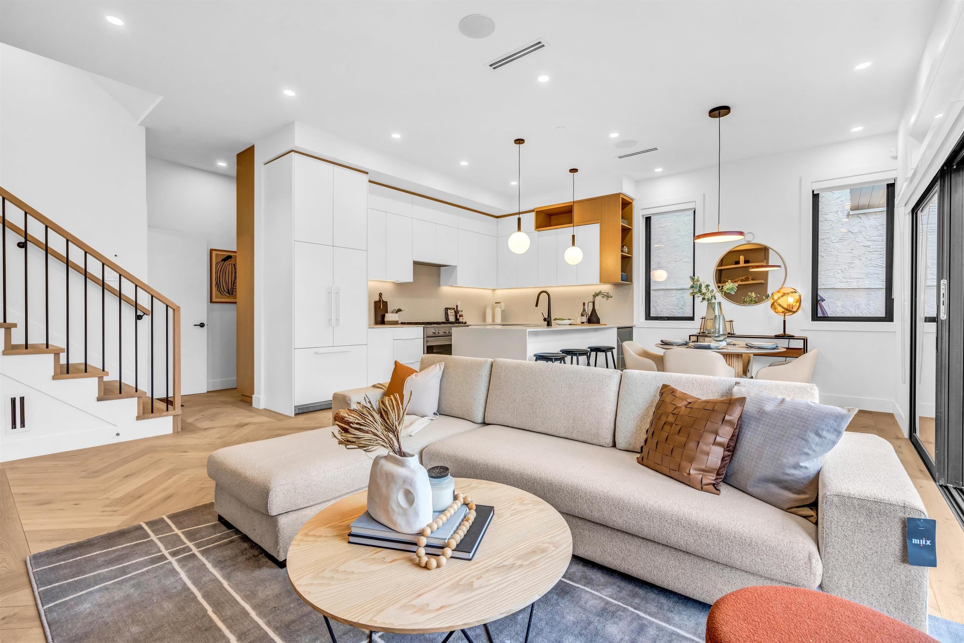 Property photo 3342e227-4c3d-4a67-b1d3-860039309487