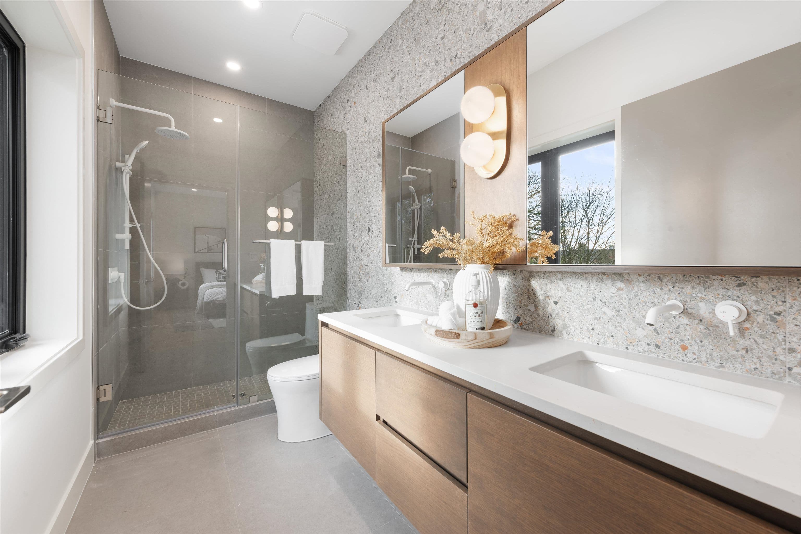 Property photo 3aa56bf5-8ed9-4ed6-96a9-1aa4f6c38ed5