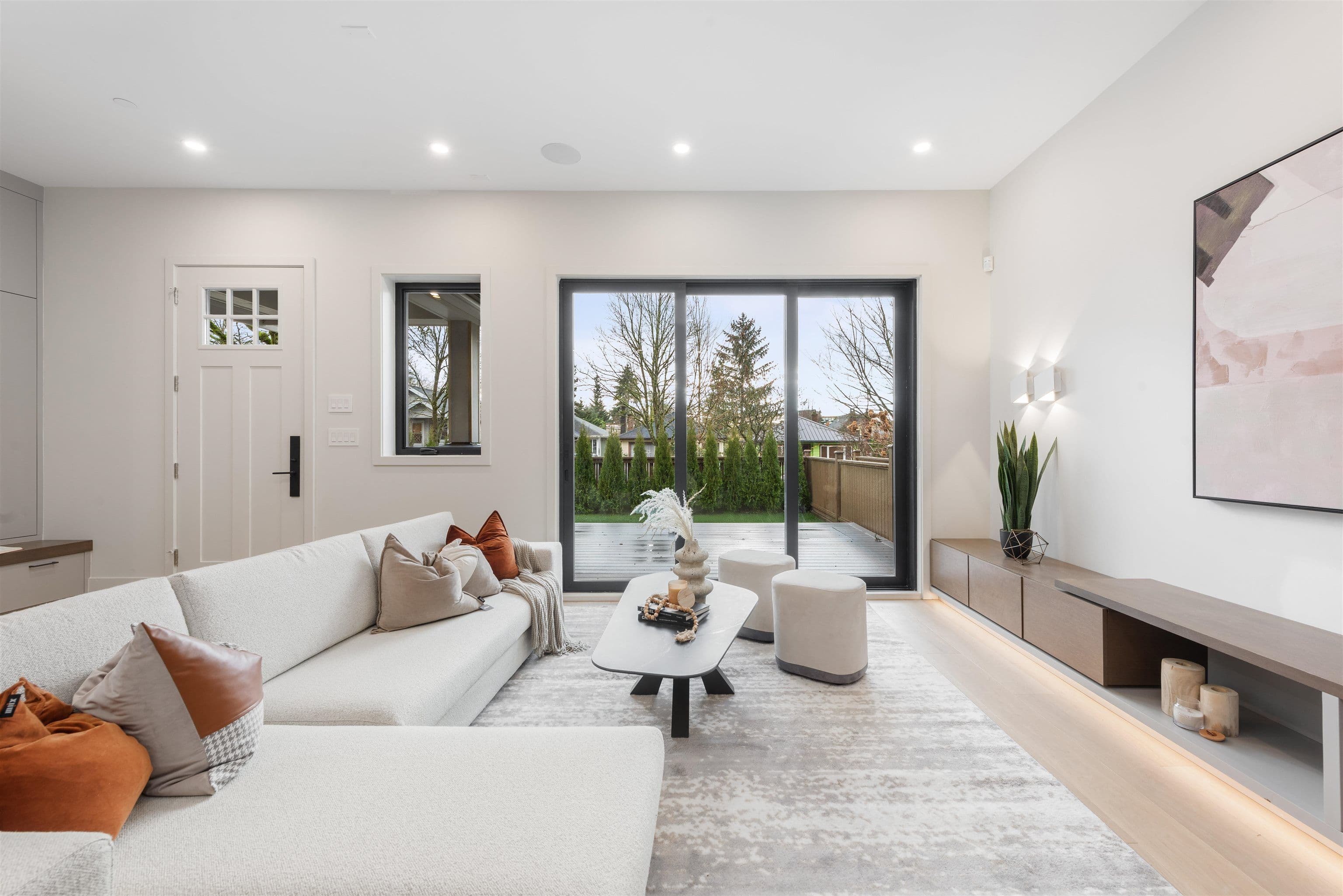 Property photo 176e8c06-fbd6-4ed3-abb6-ad9f851c09fb
