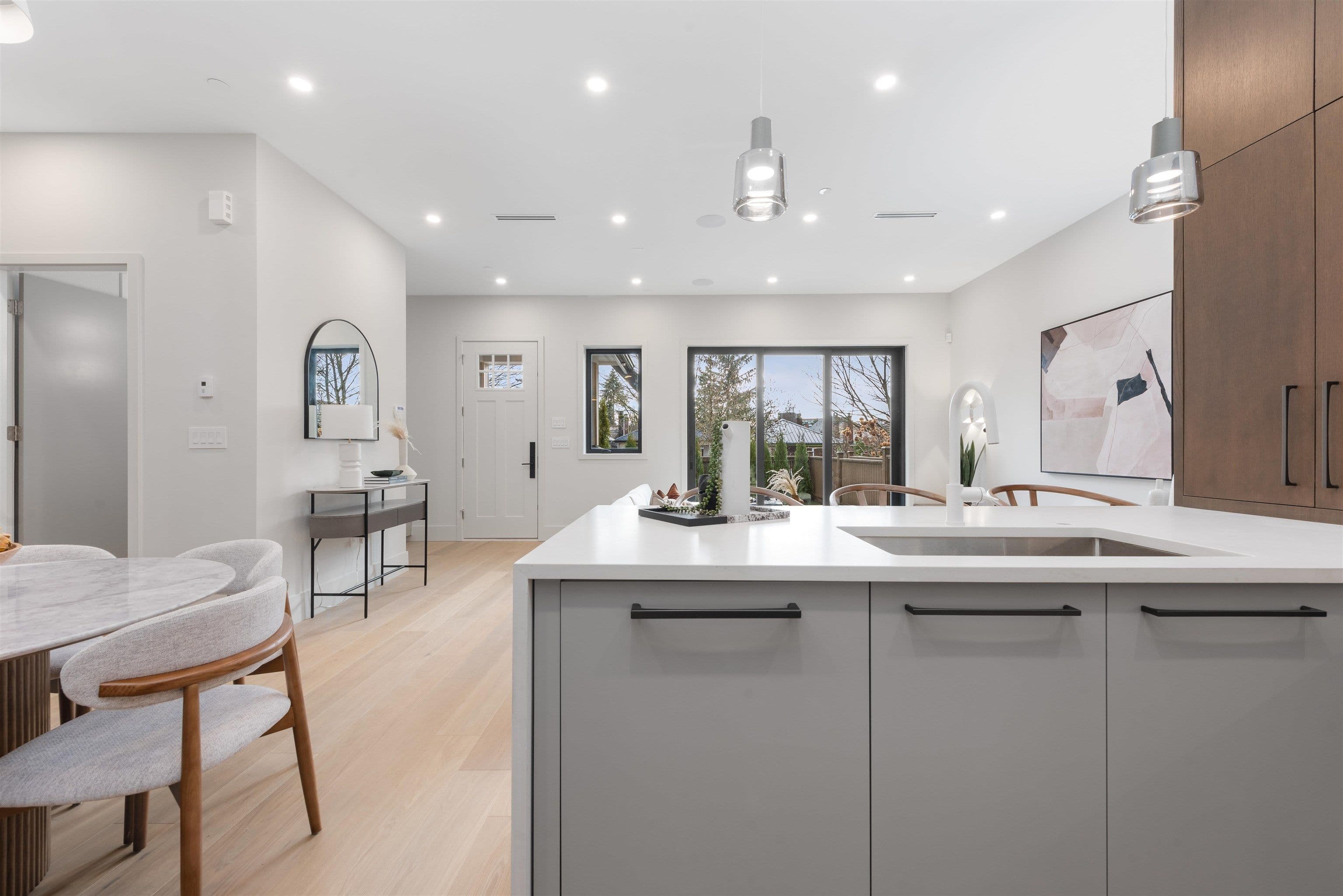 Property photo e4121dc1-503e-4468-a236-b88a8d3485dc