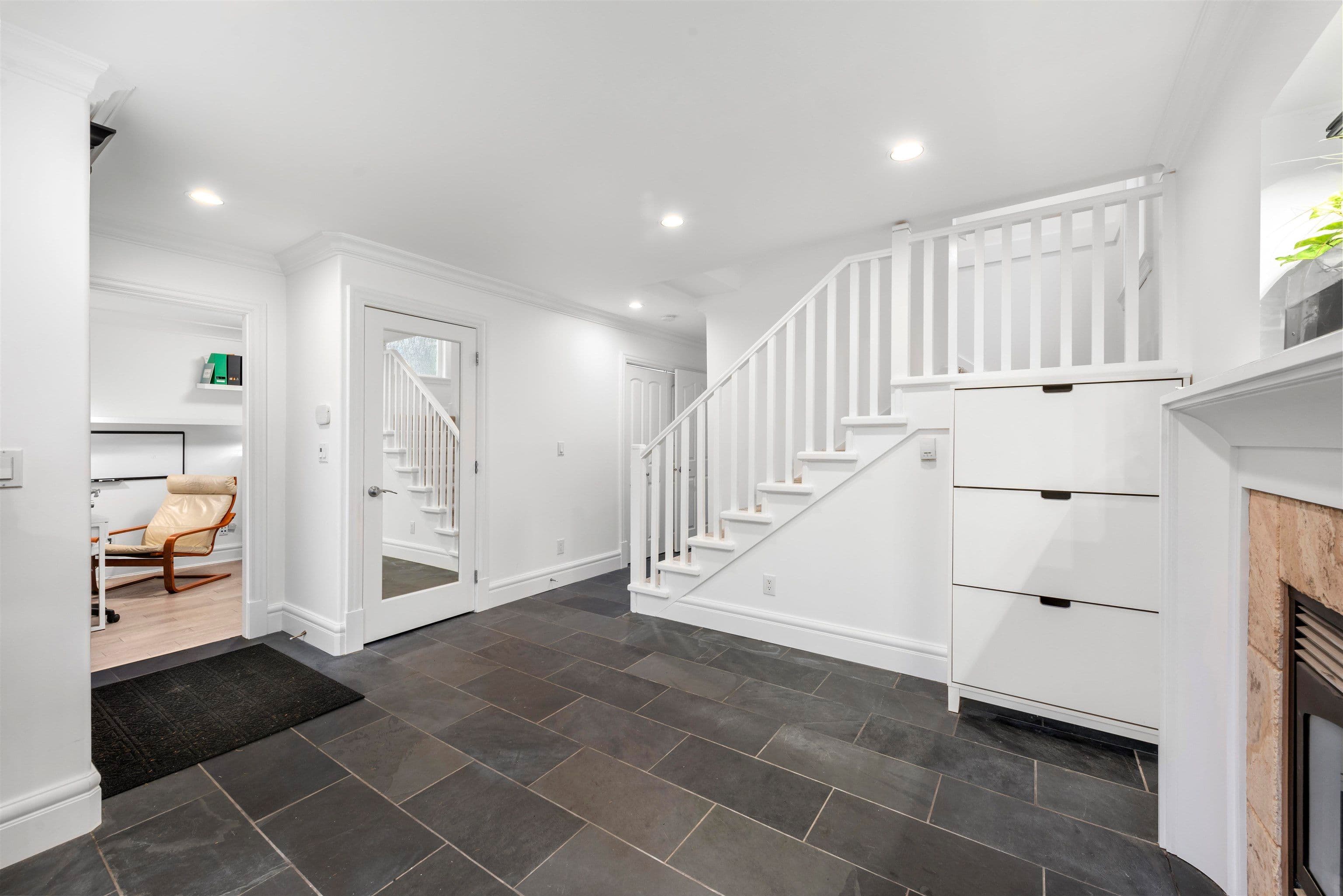 Property photo c3c375ae-7704-420c-9201-a526e2e46ca9