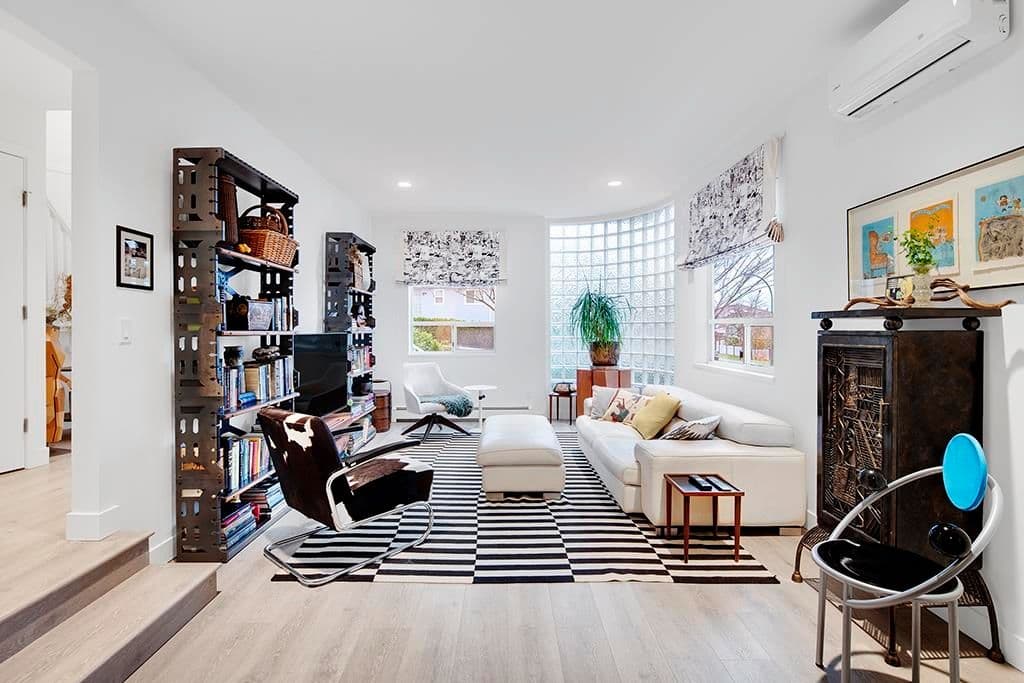Property photo d9a4f086-fe34-4c97-8fd6-1e35b2cdf1e7