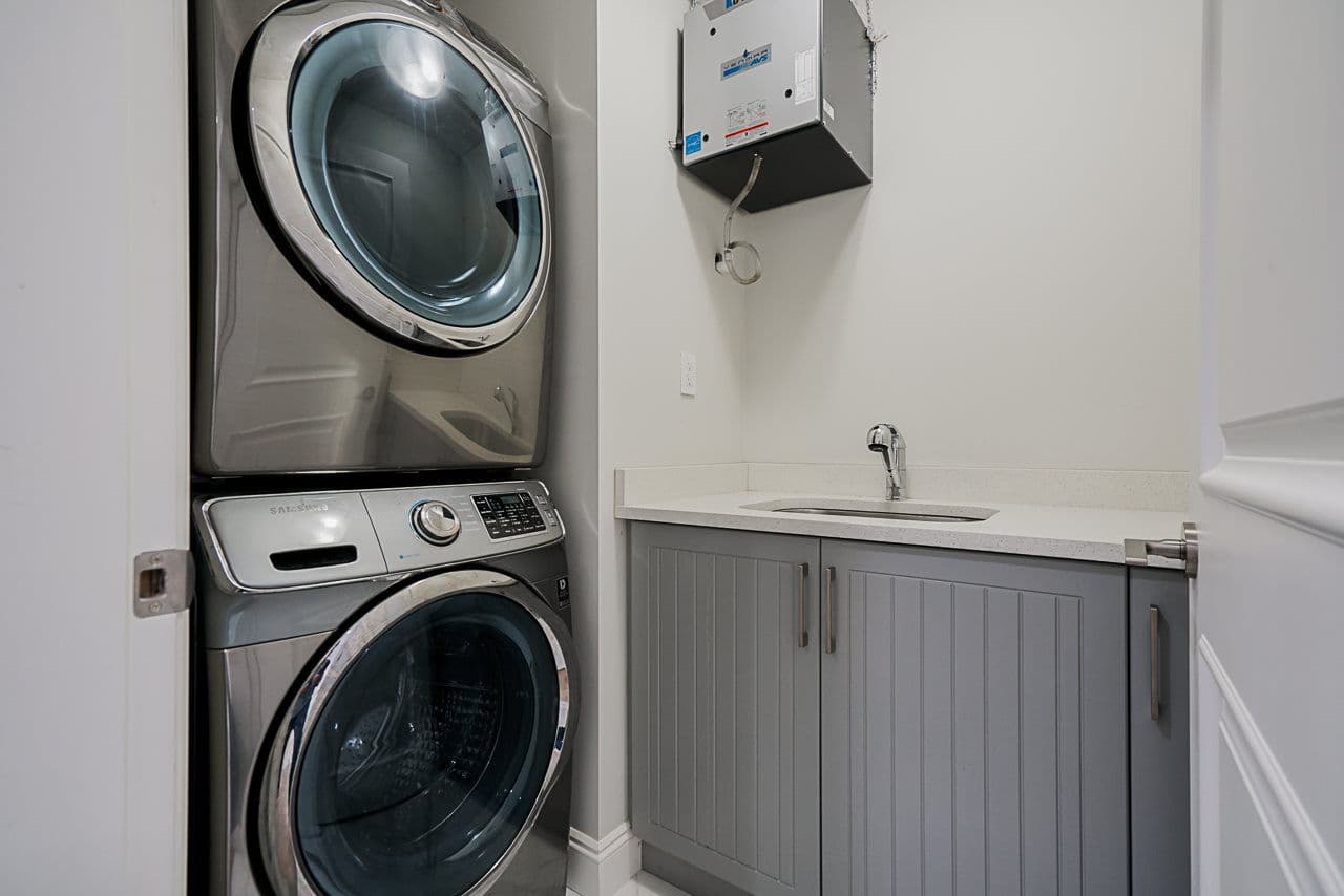 Property photo 12a9e523-a83c-44bd-bb85-037c92ea4870