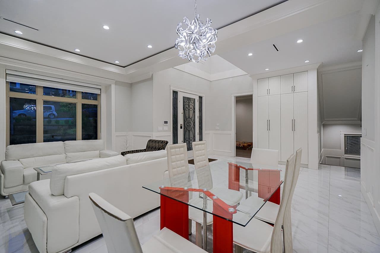 Property photo aef0fd4f-c29b-4ba5-8d5d-7726f134aefc